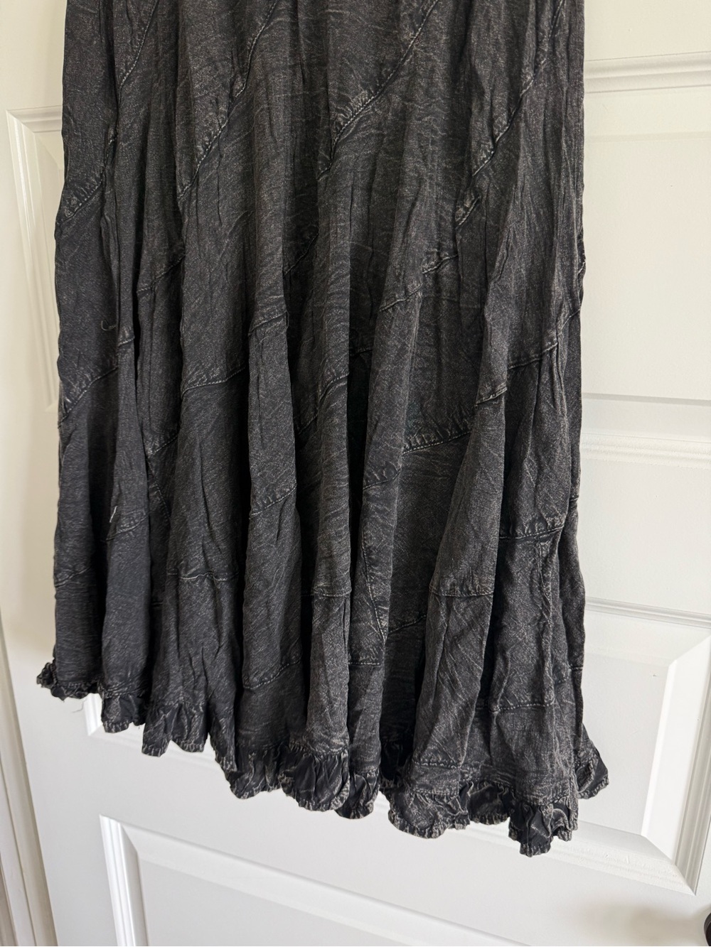 Young Threads NWT Charcoal Boho Maxi Skirt Size Medium Flowy Cottagecore - Picture 8 of 11